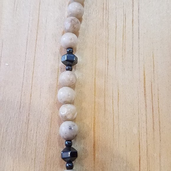 Marble Gemstone Necklace - Picture 4 of 5
